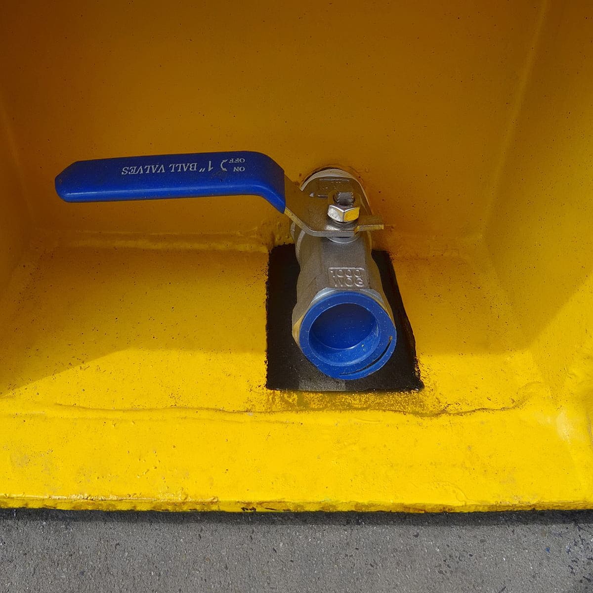 8&rsquo; Containment Cube - ALLBOX CONTAINERS PTY LTD